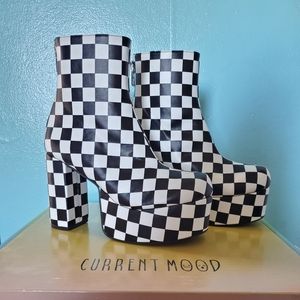 CURRENT MOOD - Checkered Platform Boots / Booties